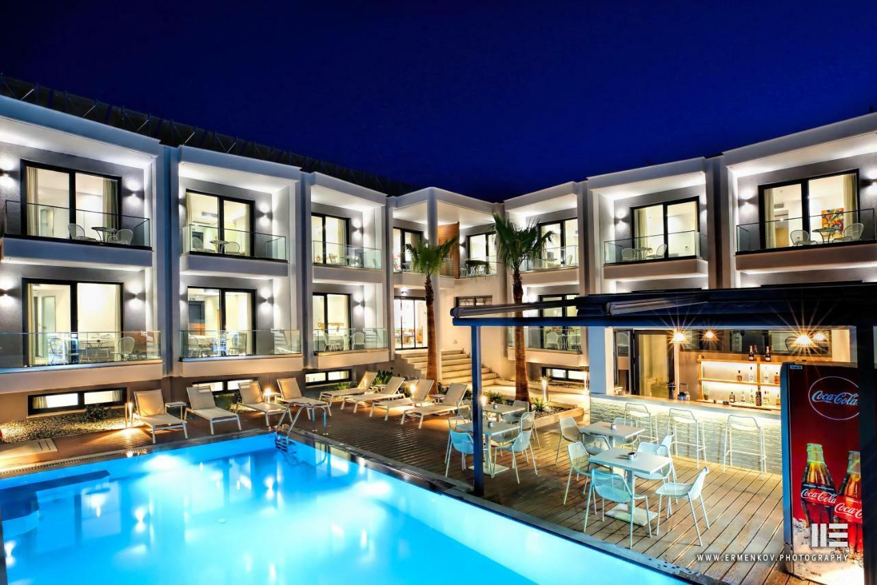 Senso Suites Néa Péramos Εξωτερικό φωτογραφία