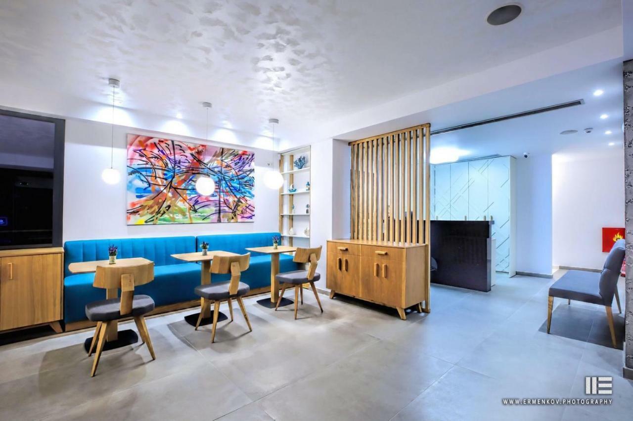 Senso Suites Néa Péramos Εξωτερικό φωτογραφία