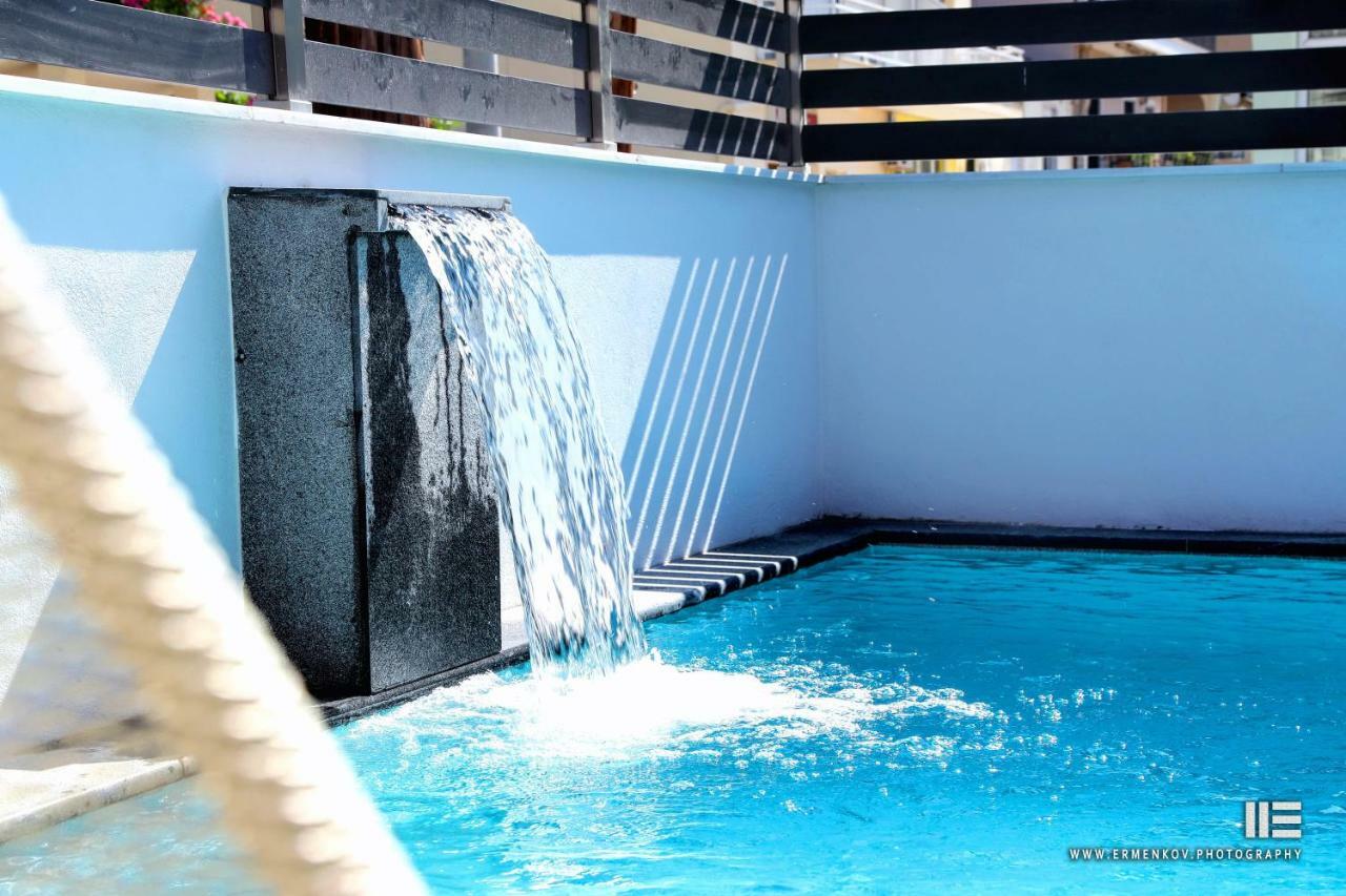 Senso Suites Néa Péramos Εξωτερικό φωτογραφία