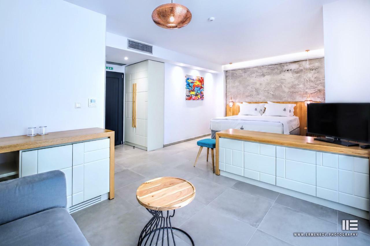 Senso Suites Néa Péramos Εξωτερικό φωτογραφία