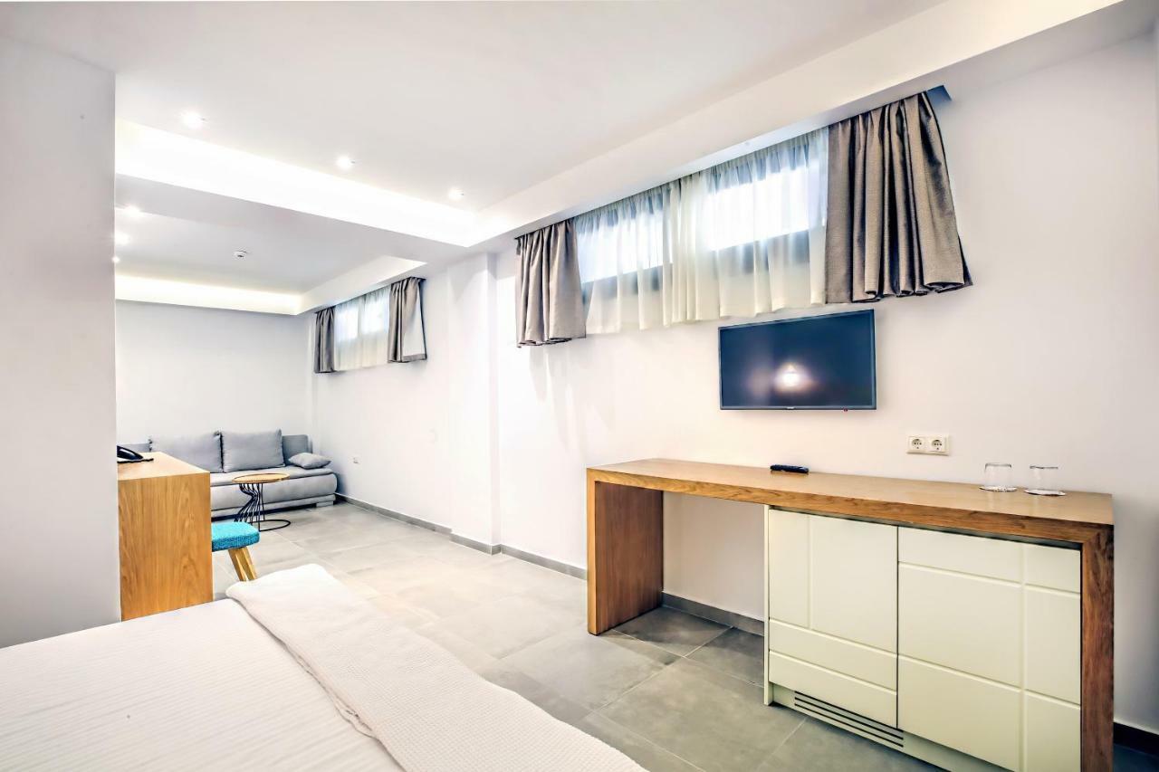 Senso Suites Néa Péramos Εξωτερικό φωτογραφία